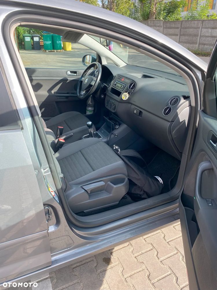 Volkswagen Golf Plus - 13