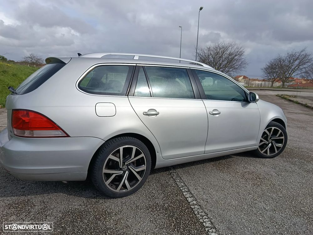 VW Golf Variant 1.6 TDi DPF BlueMotion Comfortline - 4