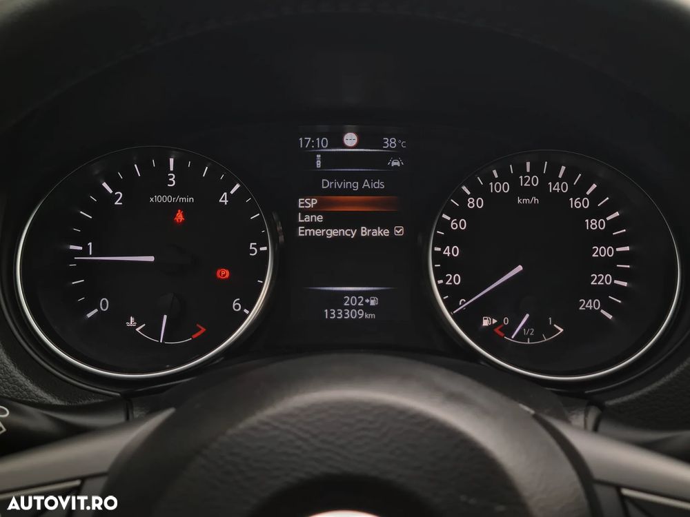 Nissan Qashqai 1.5 DCI Start/Stop Tekna - 16