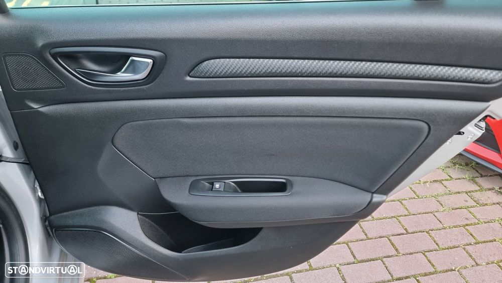 Renault Mégane Sport Tourer - 24
