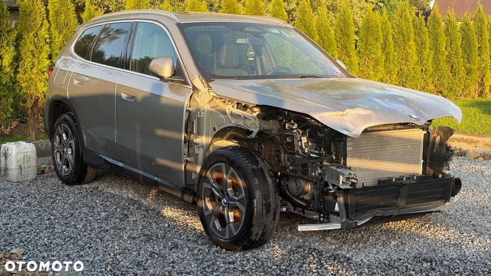 BMW X1 - 13