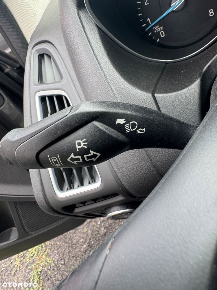 Ford Focus - 37