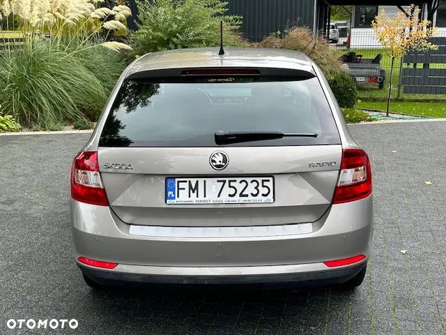 Skoda RAPID Spaceback 1.6 TDI Elegance - 5