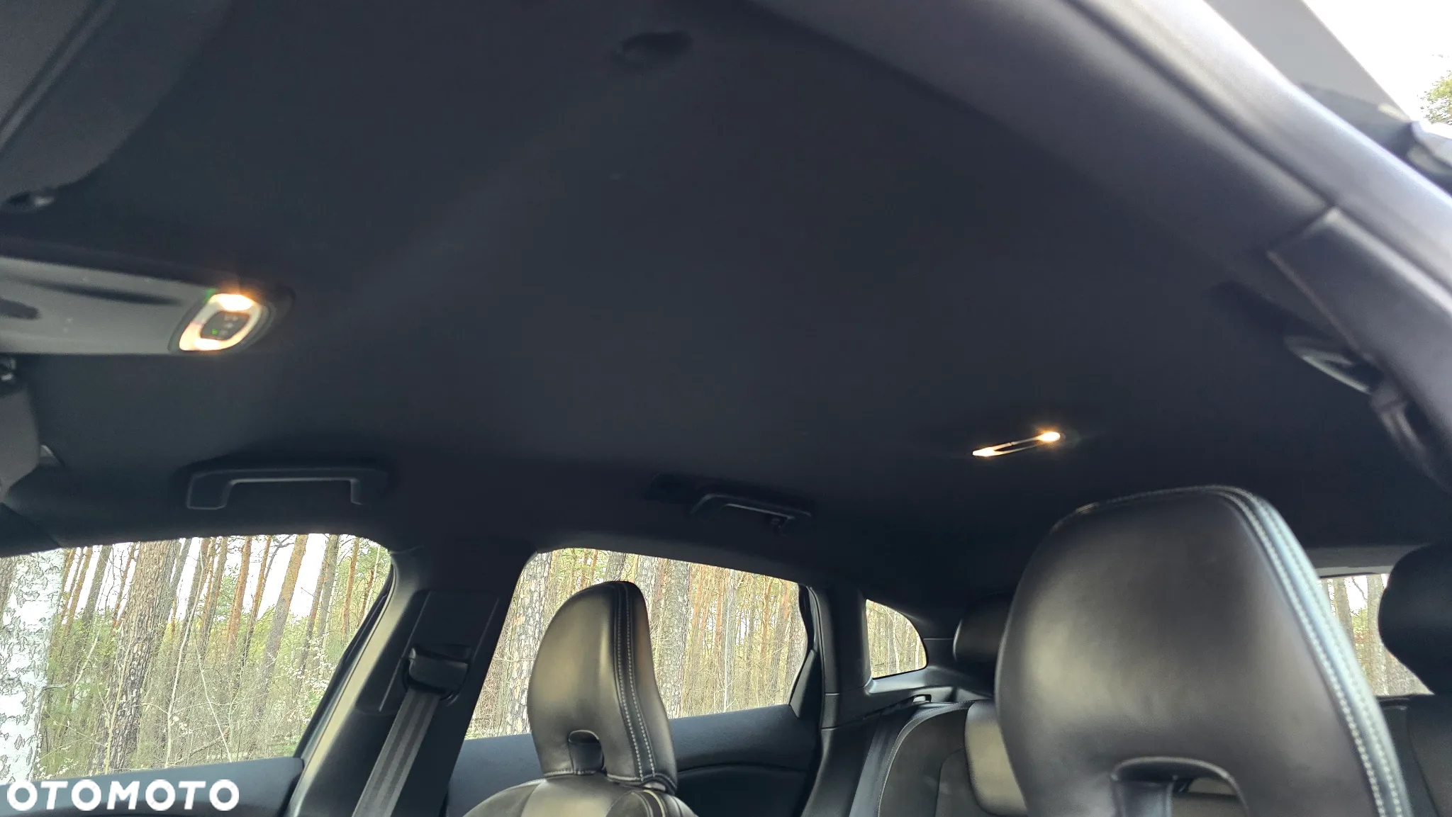 Volvo V40 D3 Geartronic RDesign - 25
