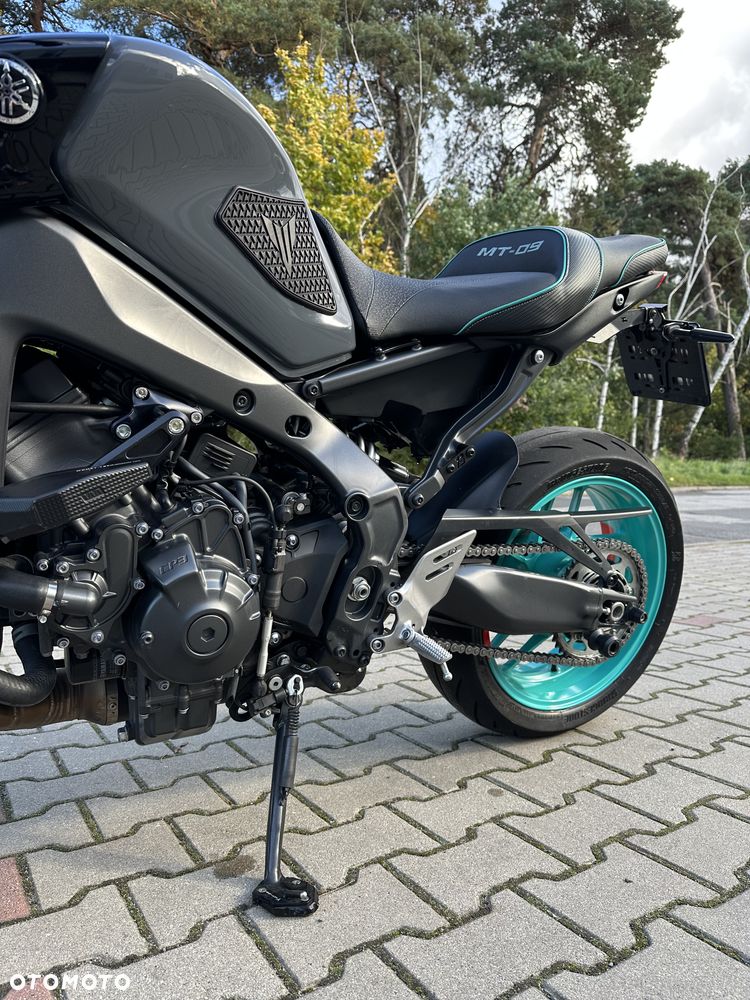 Yamaha MT - 12