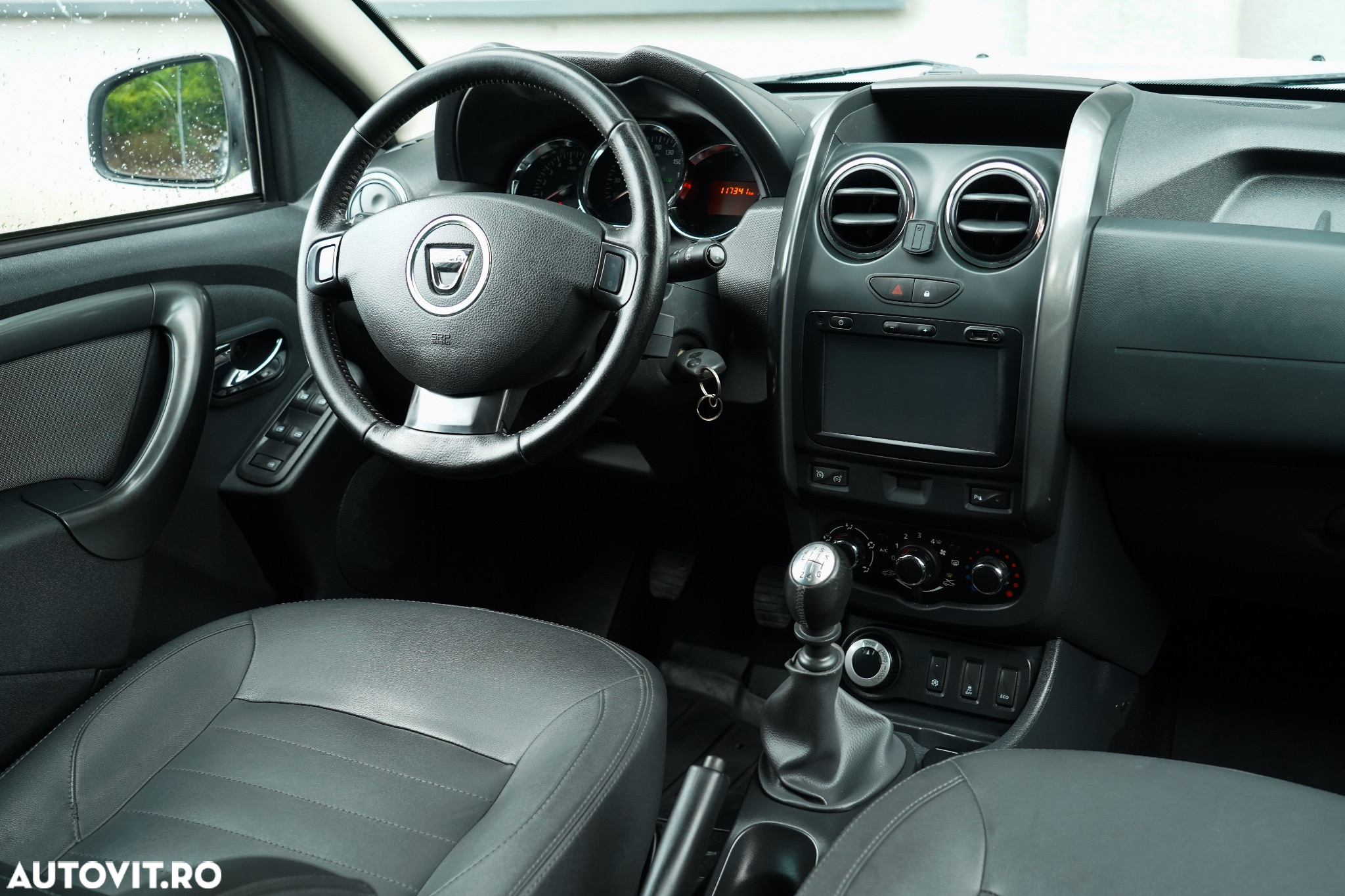 Dacia Duster dCi 110 FAP 4x4 Prestige - 8