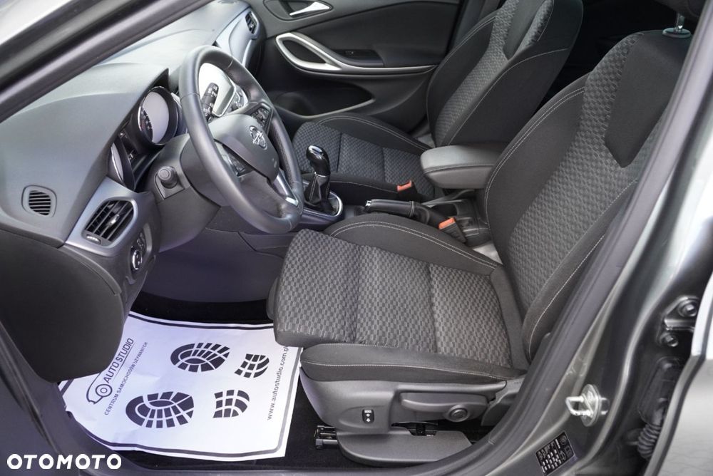 Opel Astra 1.4 Turbo Innovation - 13