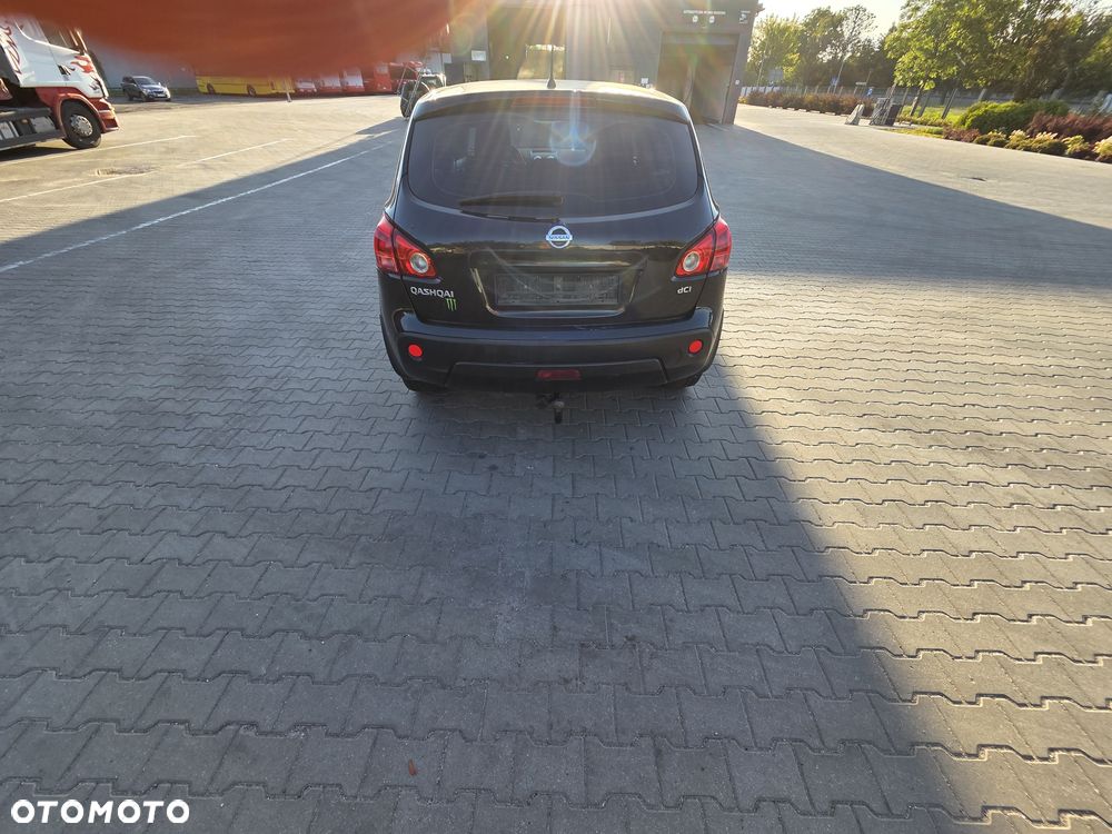Nissan Qashqai - 2