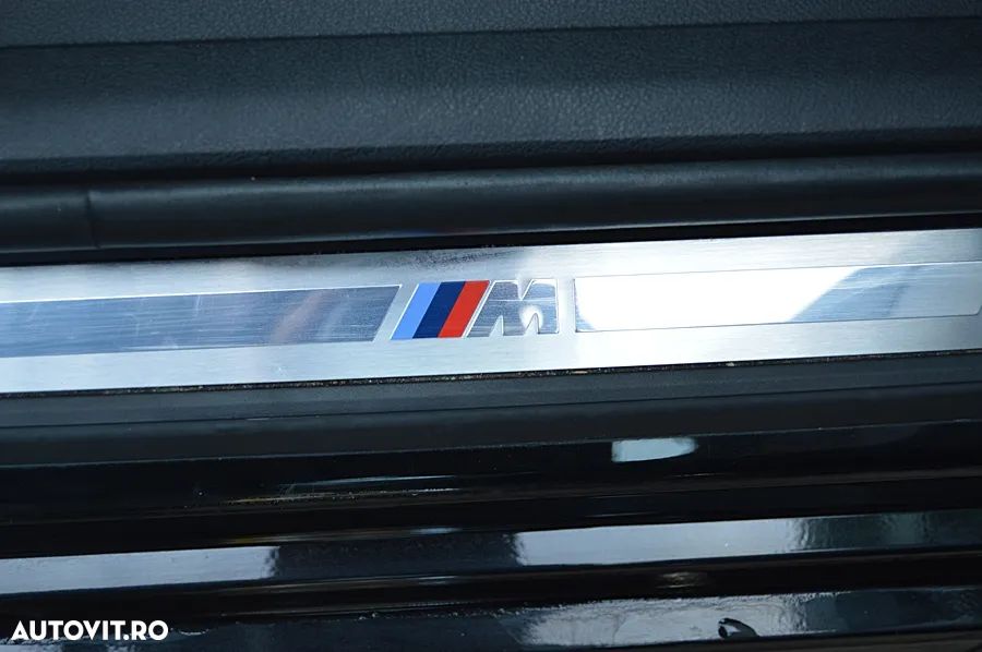 BMW Seria 3 320e Aut. M Sport - 30