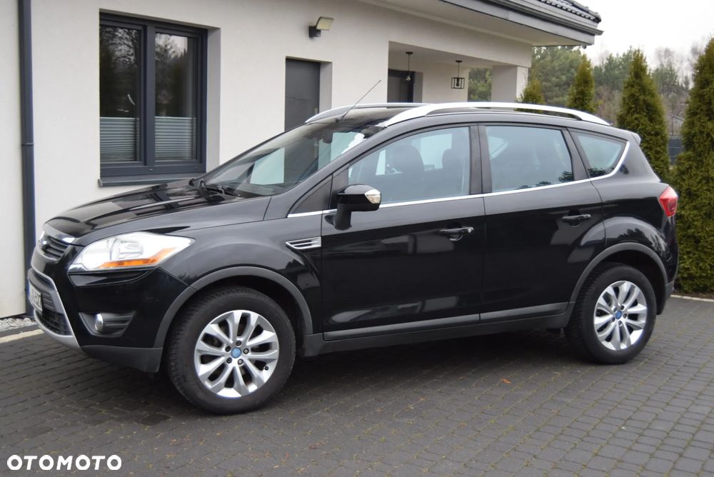 Ford Kuga 2.0 TDCi 2x4 Titanium - 3
