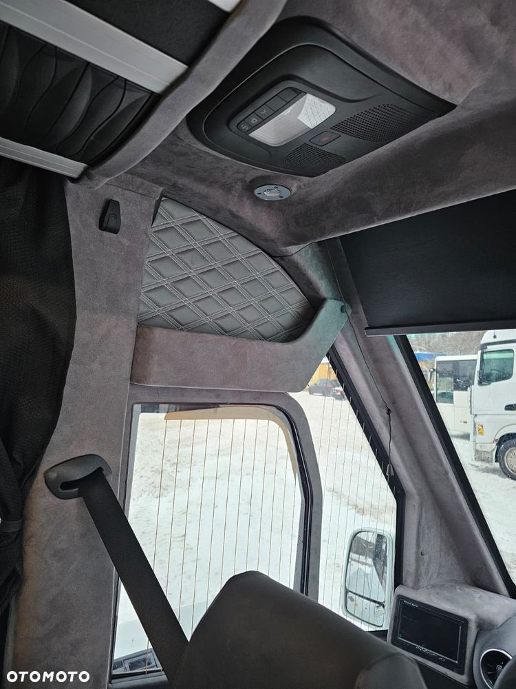 Mercedes-Benz Sprinter 519 ŻAK - 19