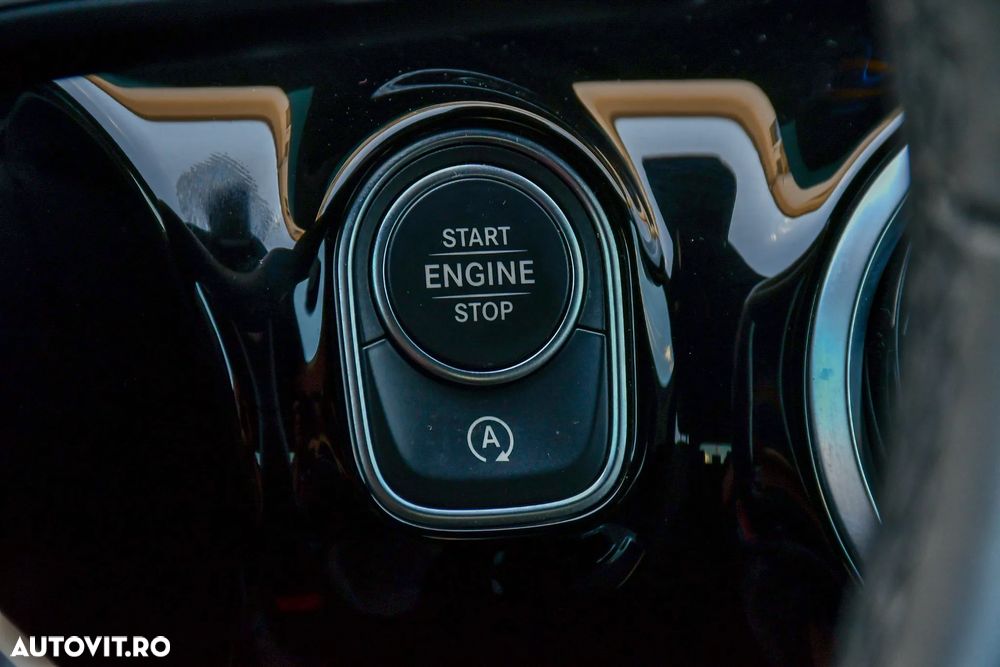 Mercedes-Benz A 180 d Sedan 8G-DCT - 26