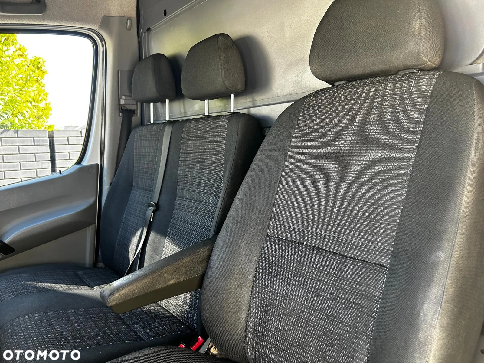 Mercedes-Benz Sprinter - 22