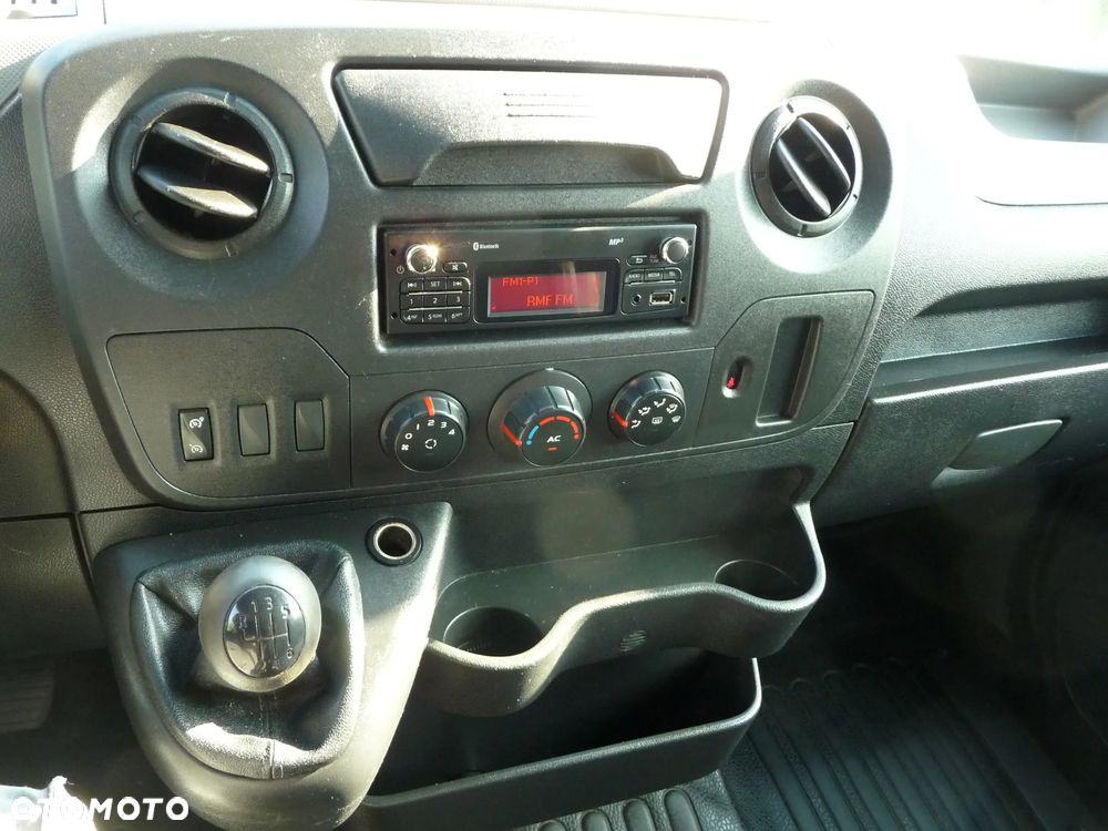 Renault Master - 10