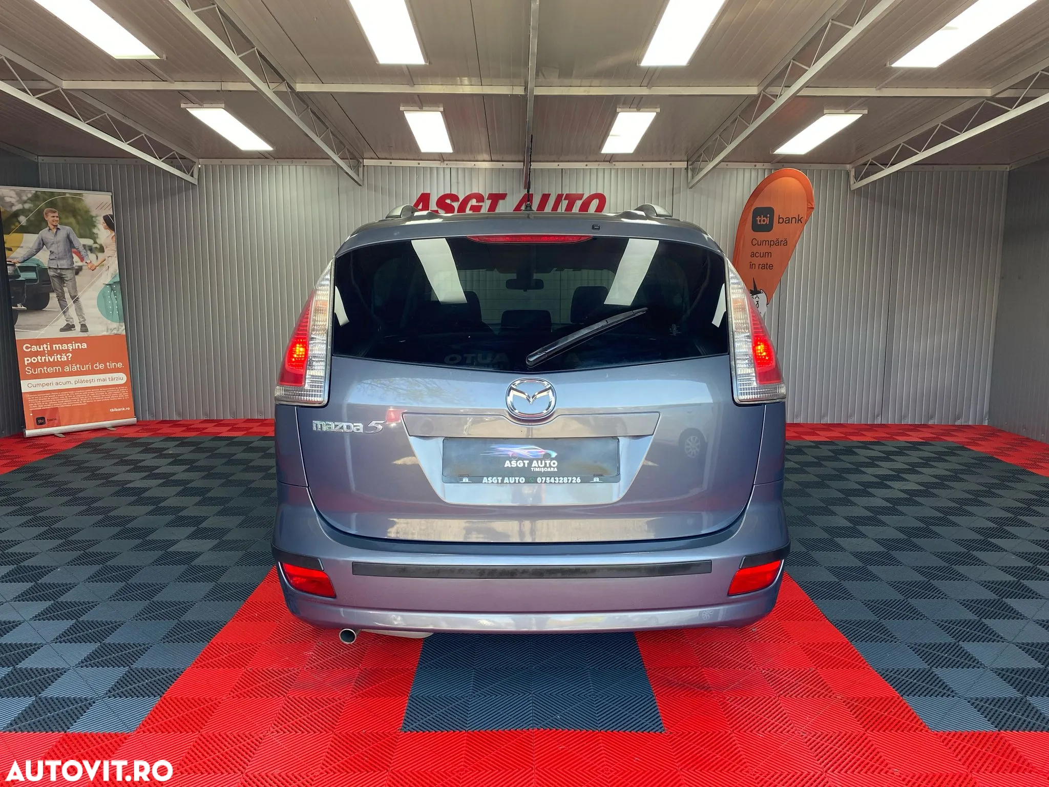 Mazda 5 - 6