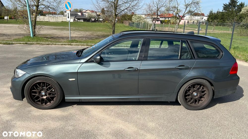 BMW Seria 3 330d - 1