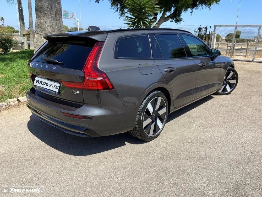 Volvo V60 2.0 T6 AWD TE Plus Dark - 2