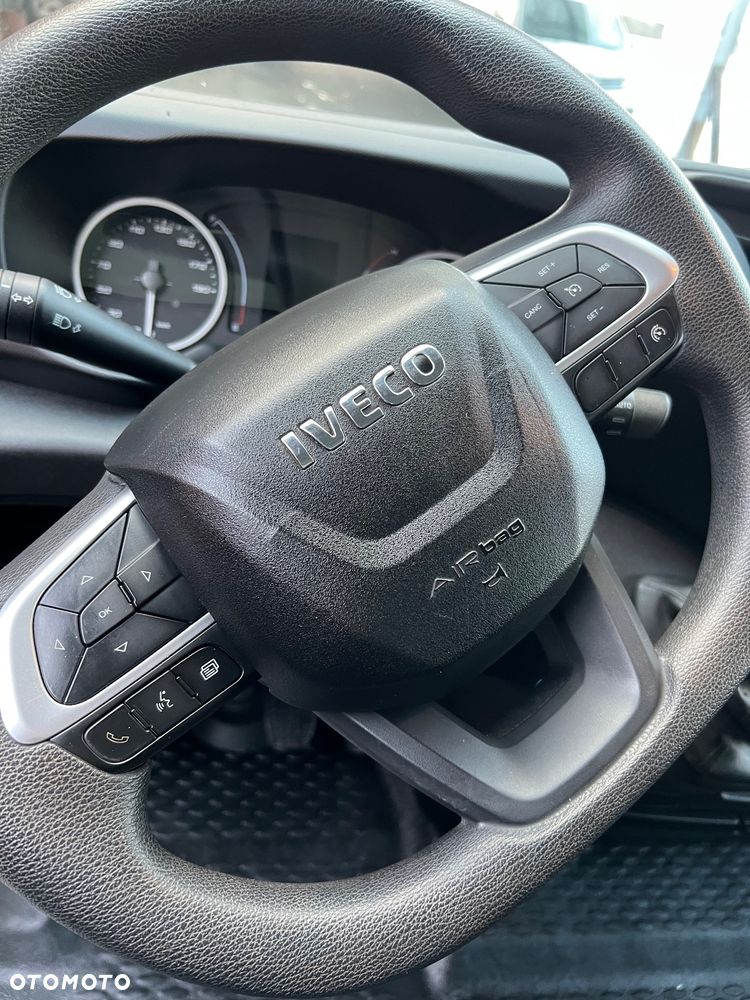 Iveco 35C16 - 12