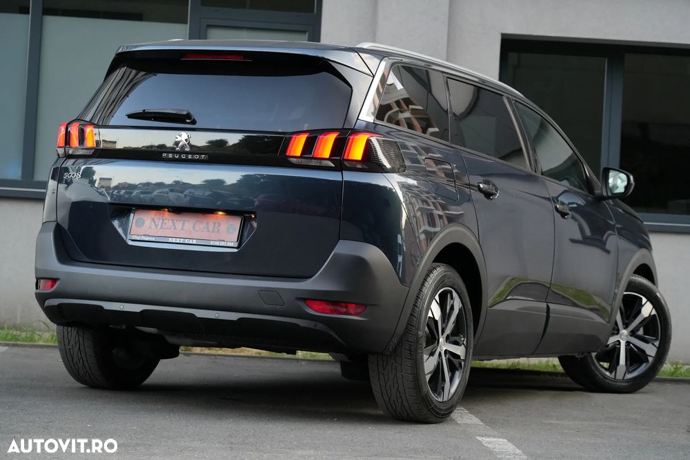 Peugeot 5008 - 4