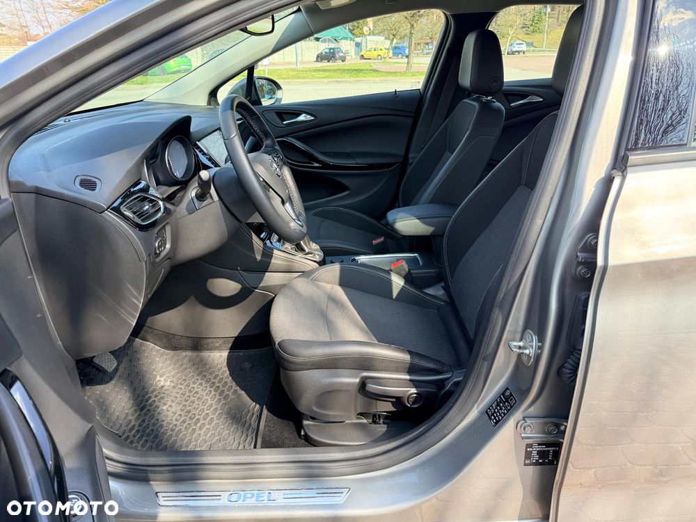 Opel Astra 1.6 BiTrb D (CDTI) Start/Stop Innovation - 10