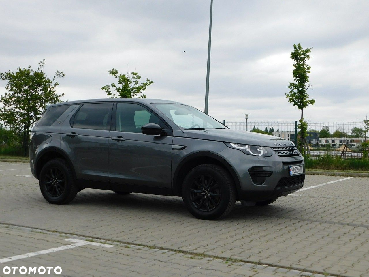 Land Rover Discovery Sport - 36