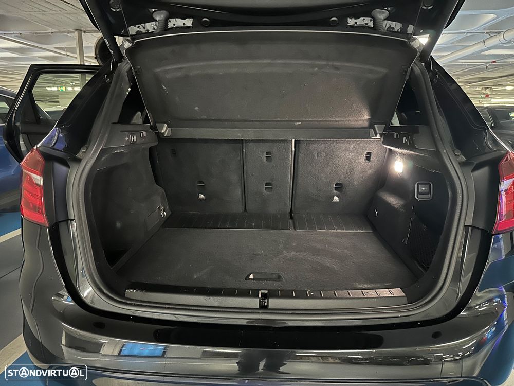 BMW 218 Active Tourer d Line Sport Auto - 8