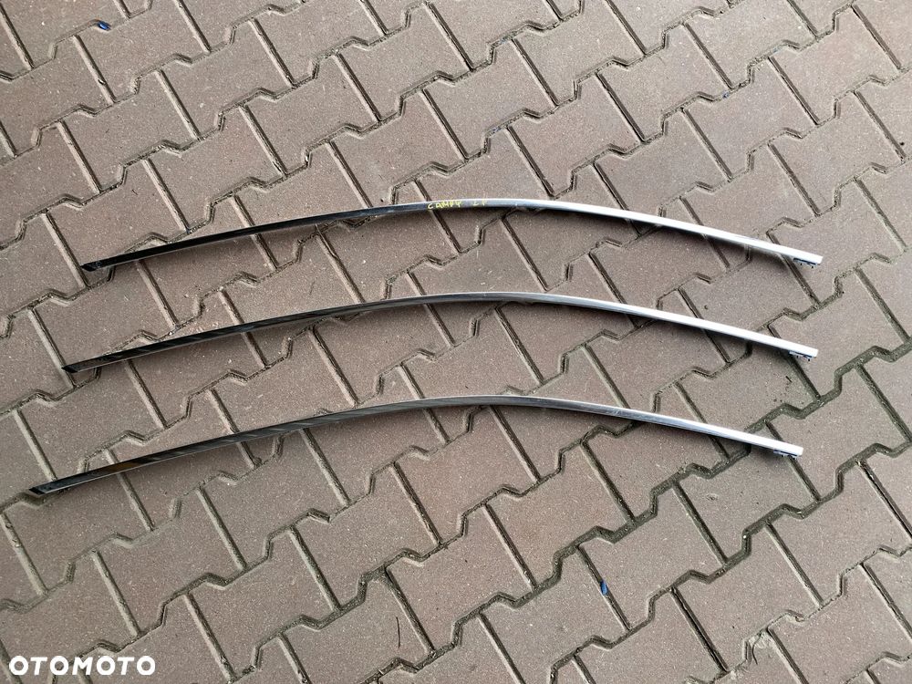 TOYOTA CAMRY VIII 2017- LISTWA CHROM GÓRNY DRZWI LEWY PRZÓD PRZEDNI - 1