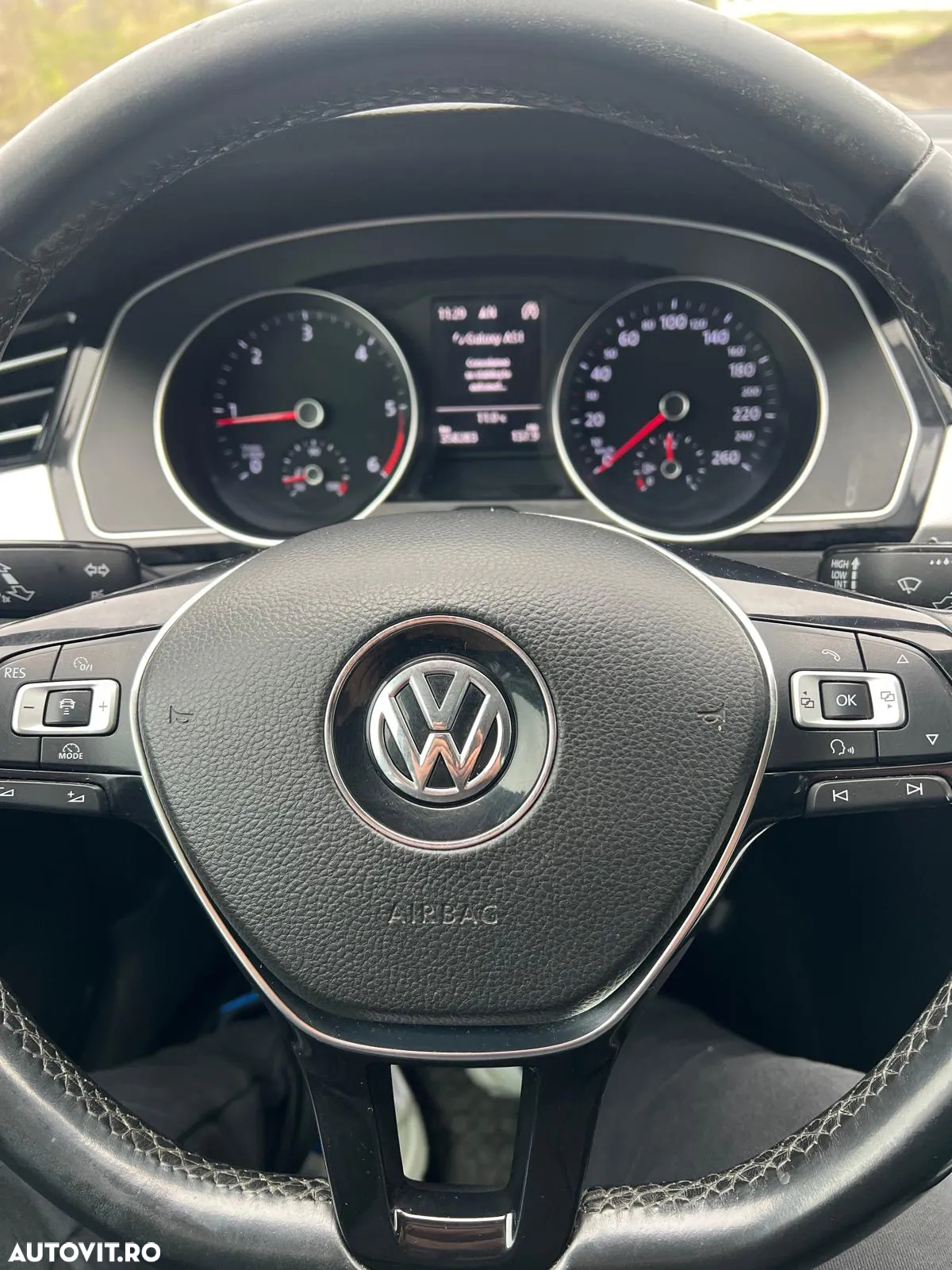Volkswagen Passat Variant 2.0 TDI DSG (BlueMotion Technology) Comfortline - 11