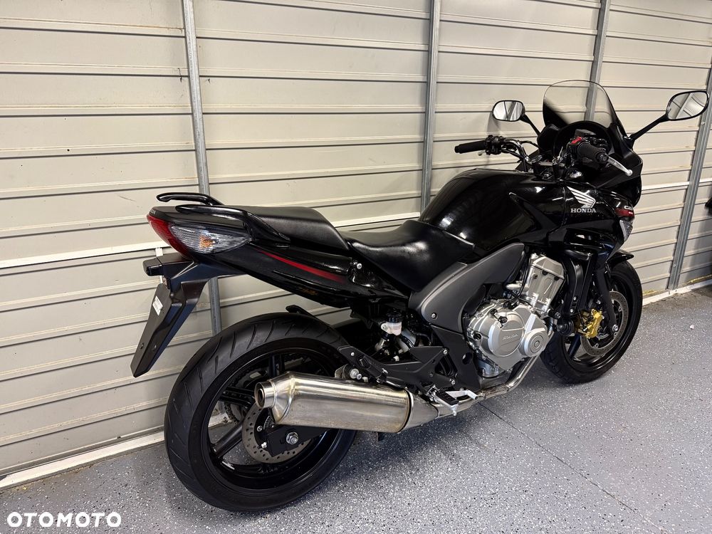 Honda CBF - 3