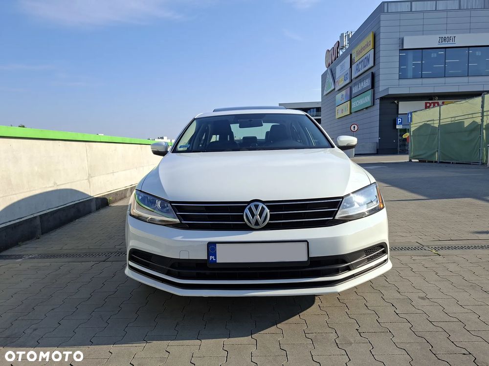 Volkswagen Jetta - 5