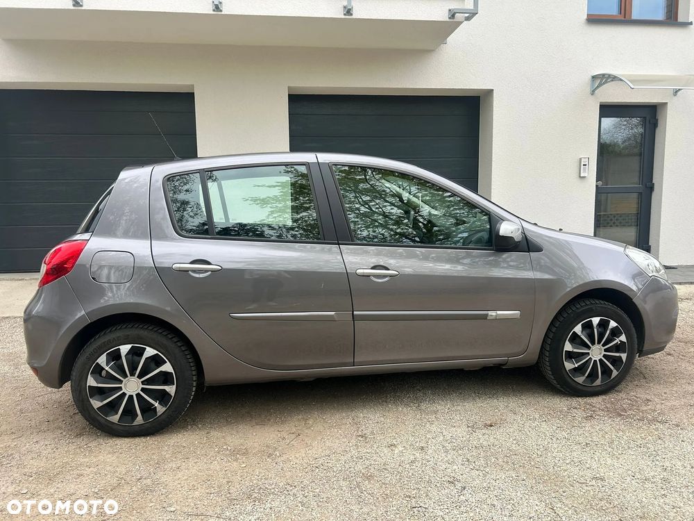 Renault Clio 1.2 16V Expression - 3