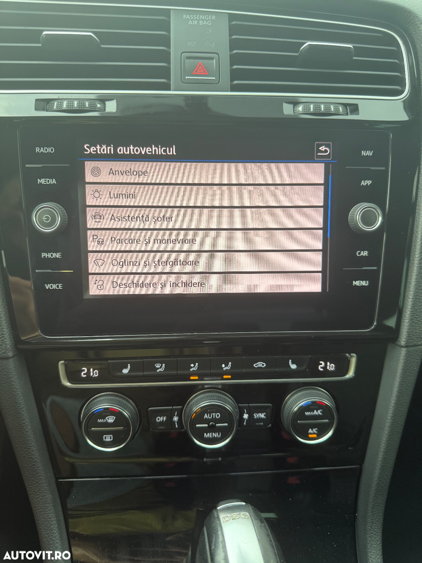 Volkswagen Golf - 16