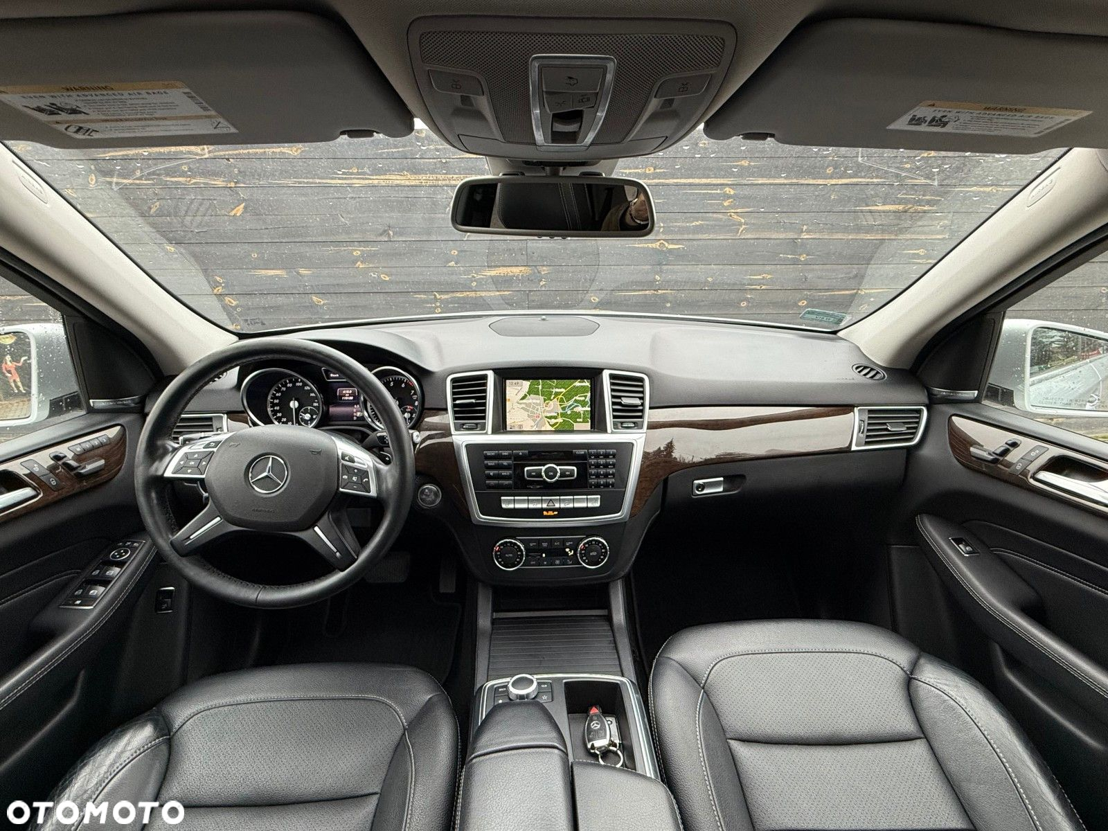 Mercedes-Benz ML - 33