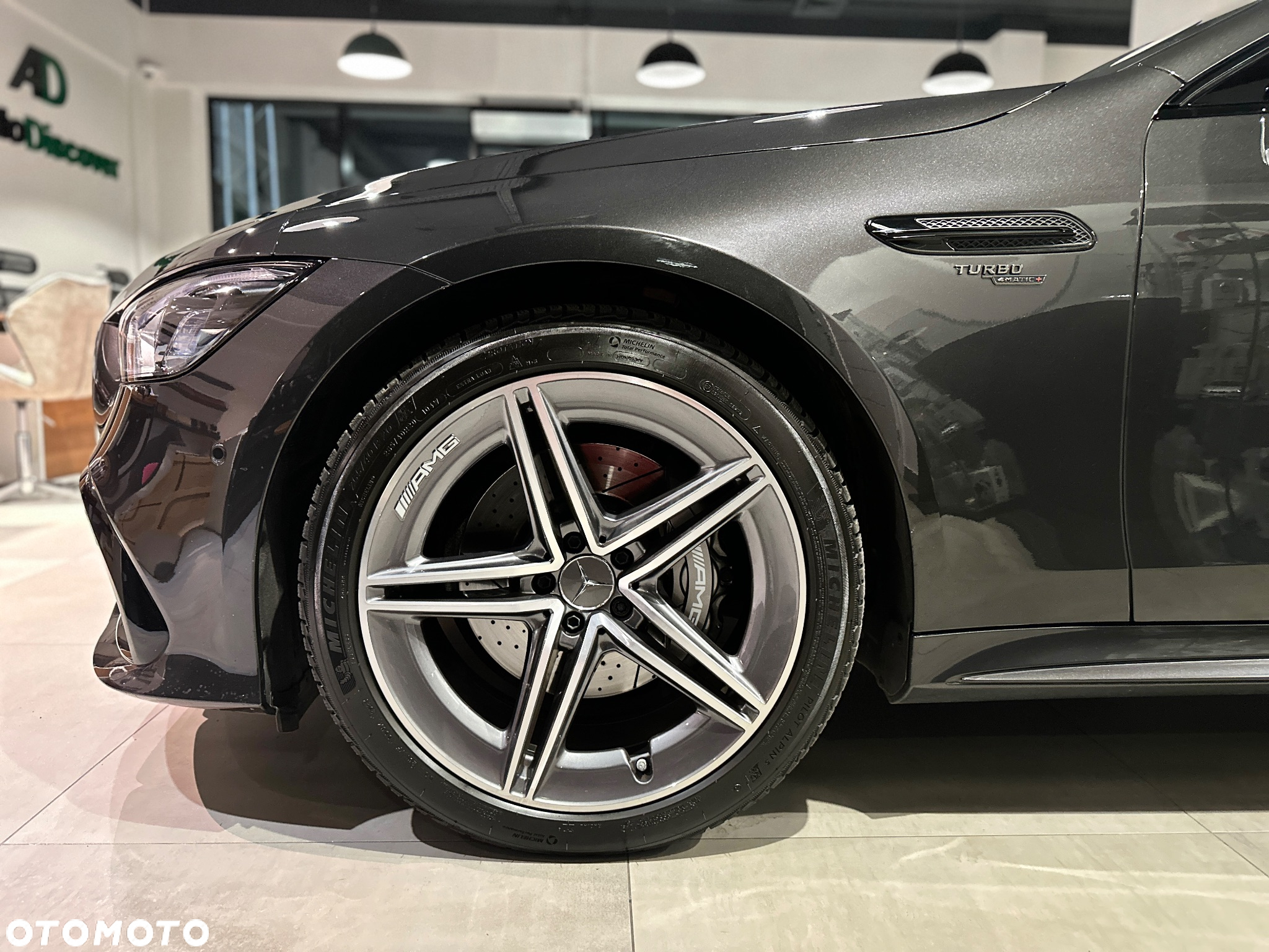 Mercedes-Benz AMG GT - 6