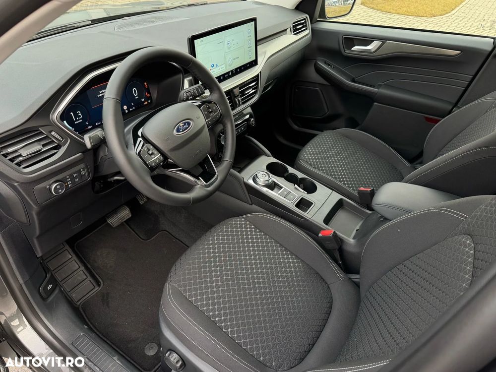 Ford Kuga 1.5 EcoBoost A8 FWD Titanium - 9