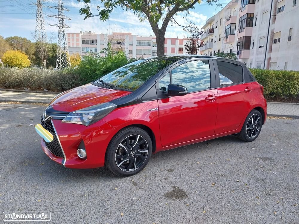 Toyota Yaris 1.5 HSD Square Collec.Grey - 3