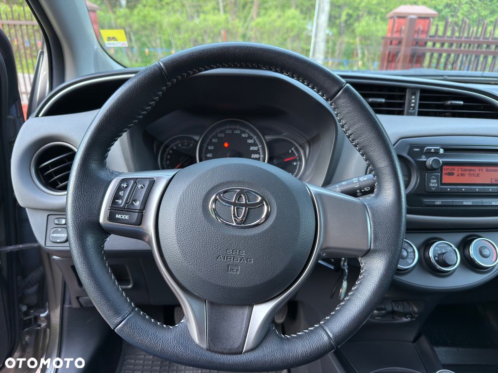 Toyota Yaris 1.0 Active EU6 - 12