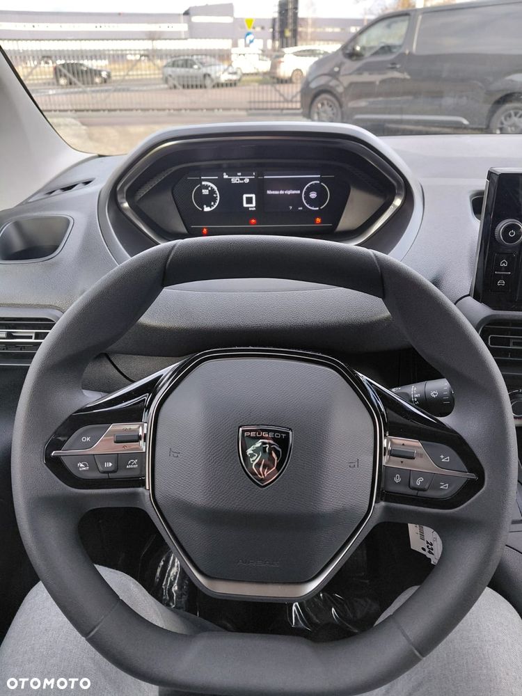 Peugeot Partner - 11