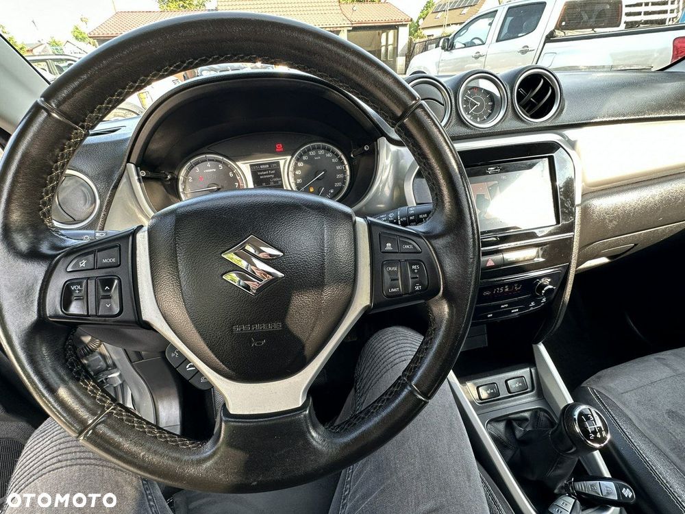 Suzuki Vitara 1.6 Premium 4WD - 7