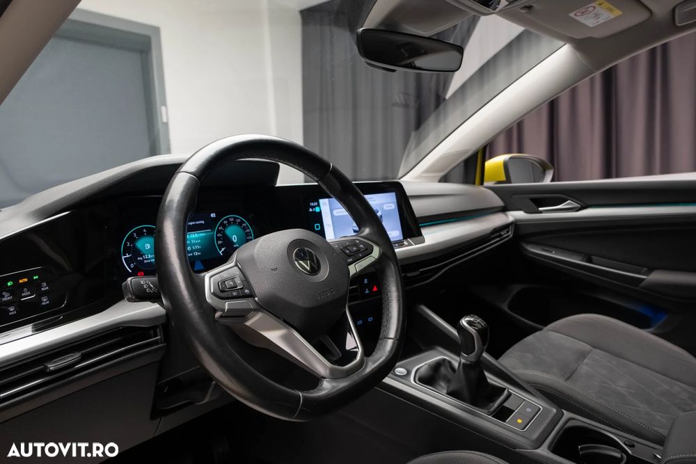 Volkswagen Golf 1.5 TSI Comfortline - 11