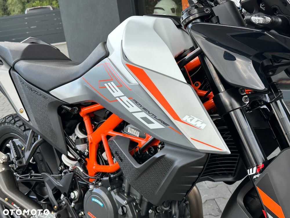 KTM Adventure - 18