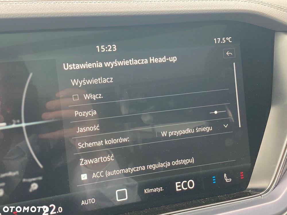 Volkswagen Touareg - 25