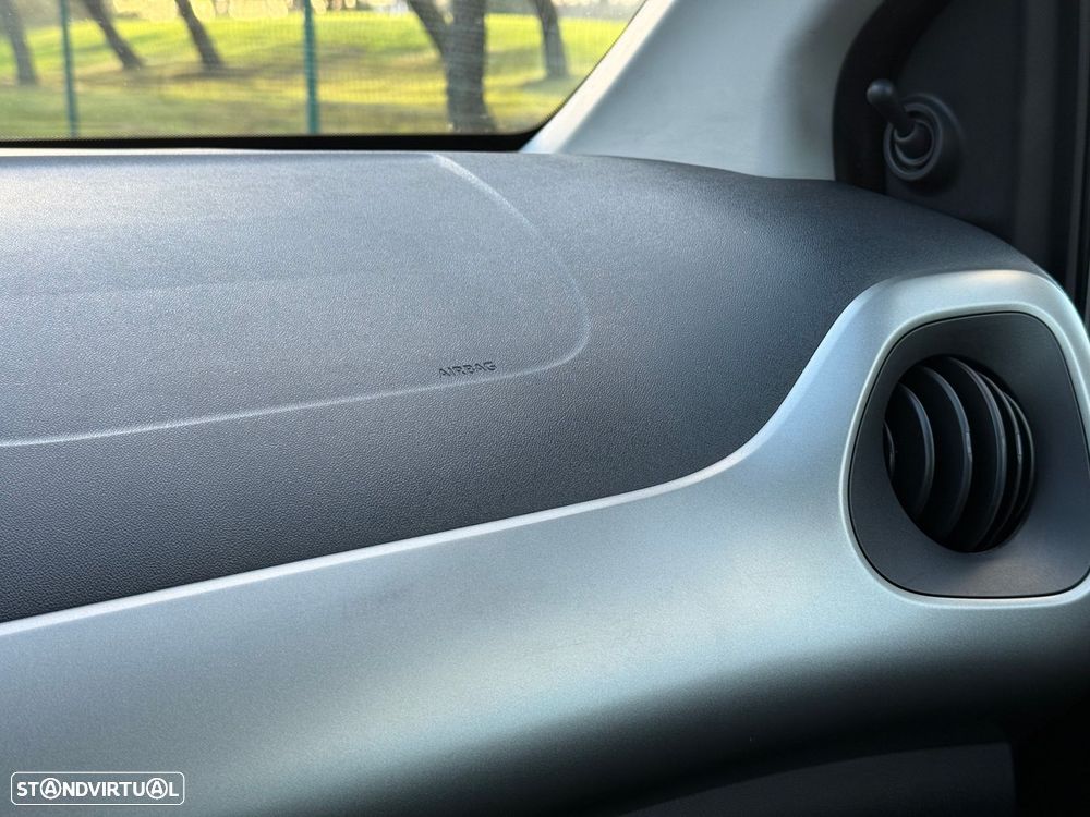 Citroën C1 1.0 VTi Feel ETG - 37