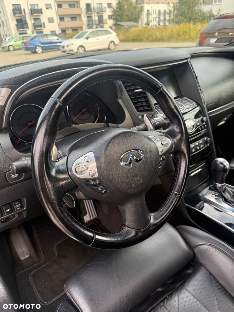 Infiniti FX FX30d S Premium - 11