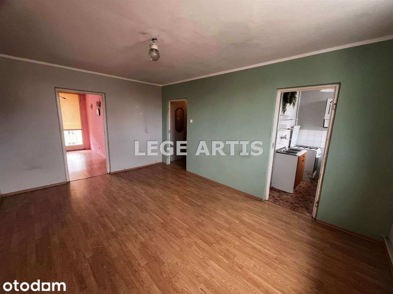 M3, Kołowa,balkon,wystawa okien na dwie strony