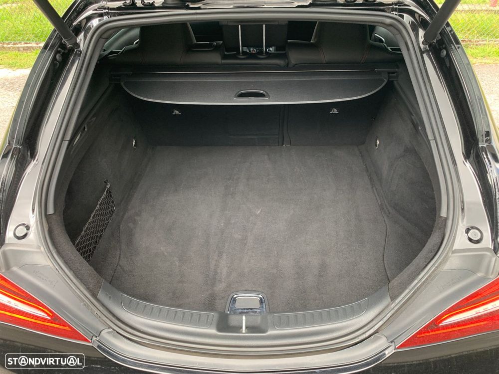 Mercedes-Benz CLA 200 d Shooting Brake AMG Line Aut. - 42