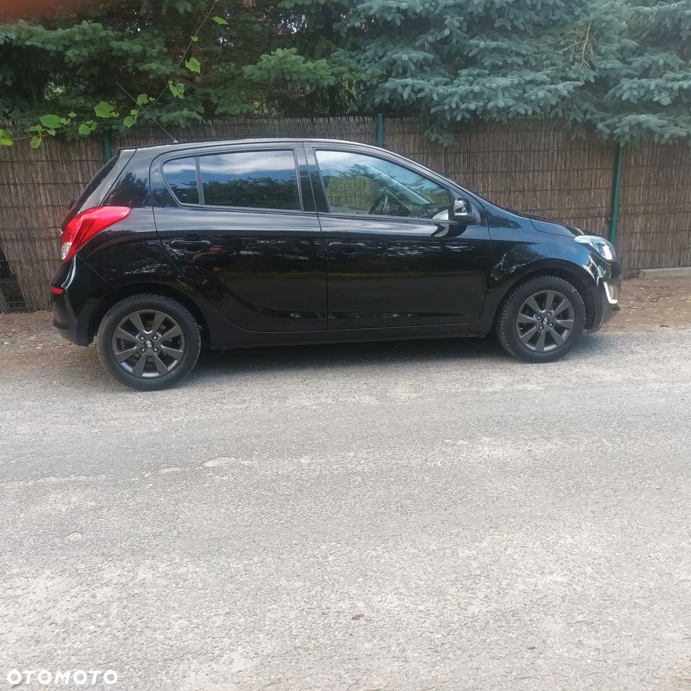 Hyundai i20 1.2 Intro Edition - 36