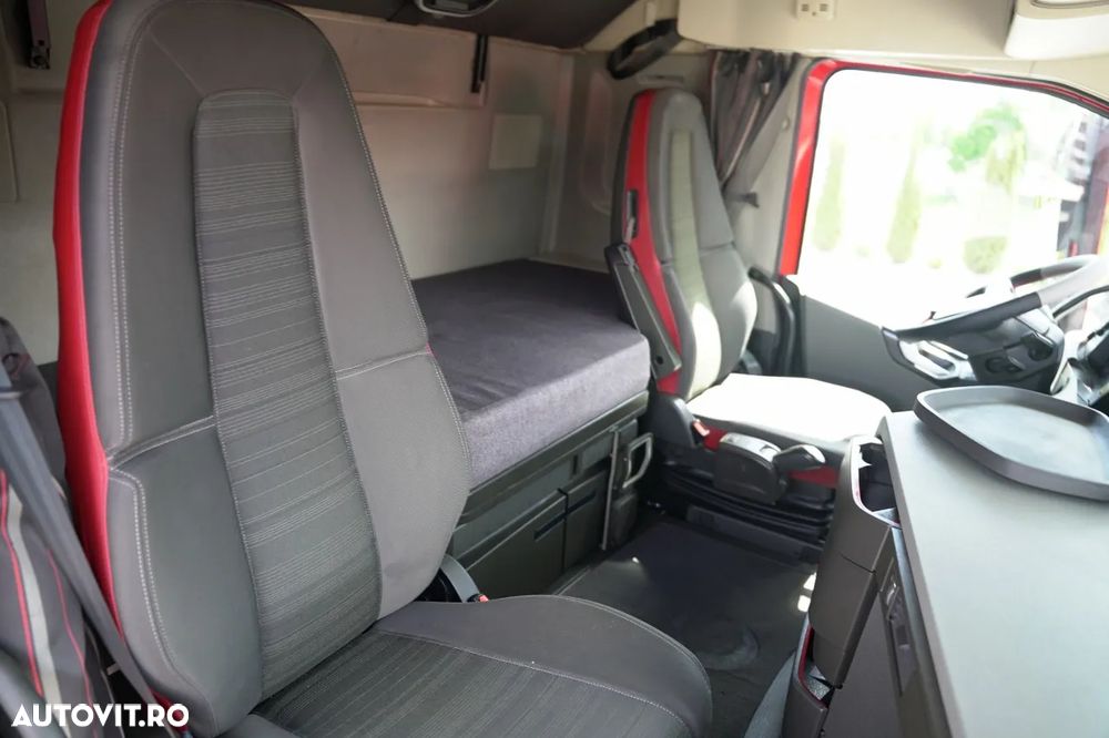 Volvo FH 460 / COMBINAȚIE TANDEM / 120 M3 / TRANSITION / I-SAVE / I-PARK COOL / DIRECȚIE CU RIDICARE A PUNTELOR / WIELTON / CORTINĂ ARMATĂ - 36
