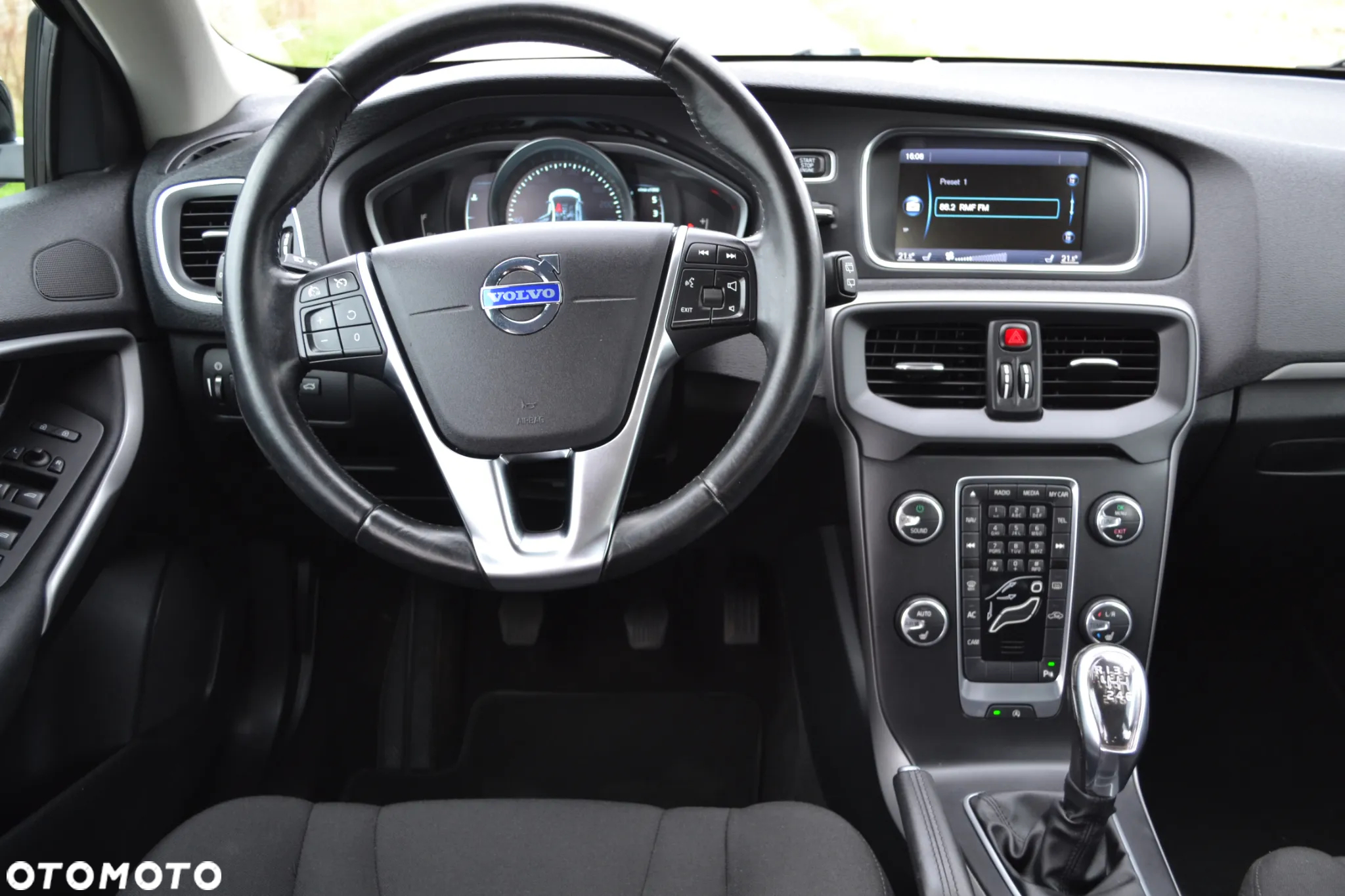 Volvo V40 D2 Kinetic - 20