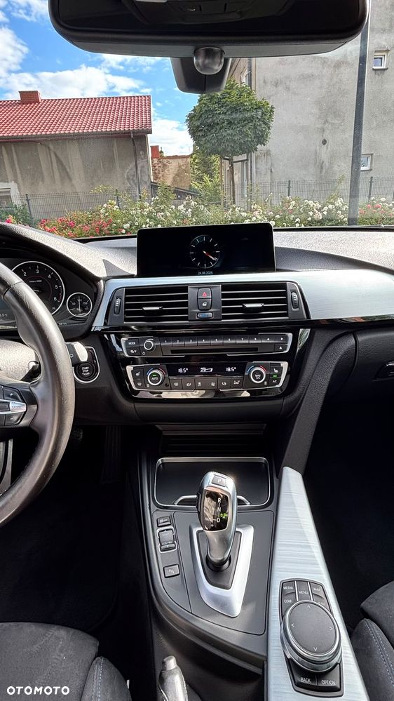 BMW Seria 3 318d M Sport - 19